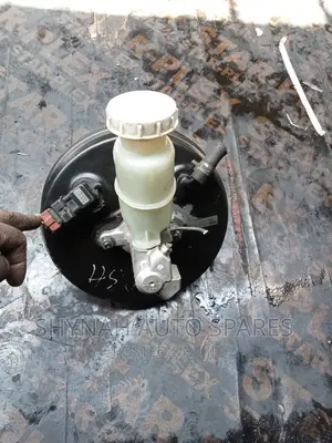 Brake Booster Complete With Master Cylinder Mitsubishi Io