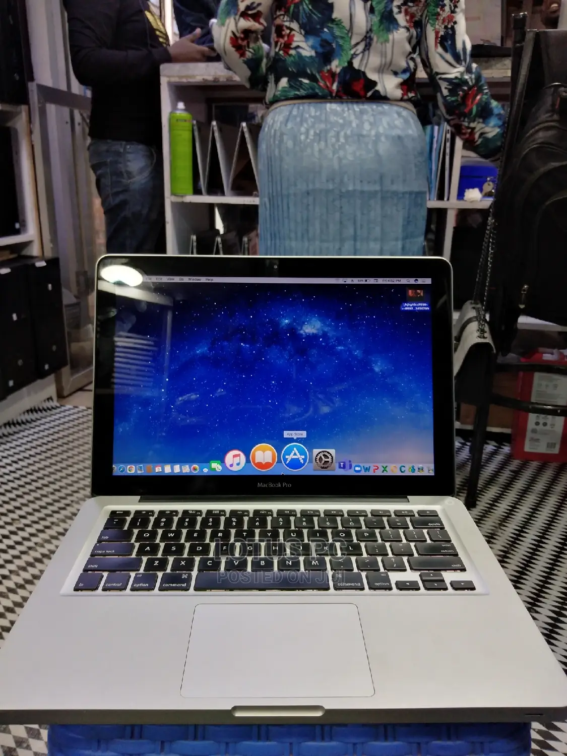 Laptop Apple MacBook Pro 2012 8GB Intel Core I5 SSD 256GB
