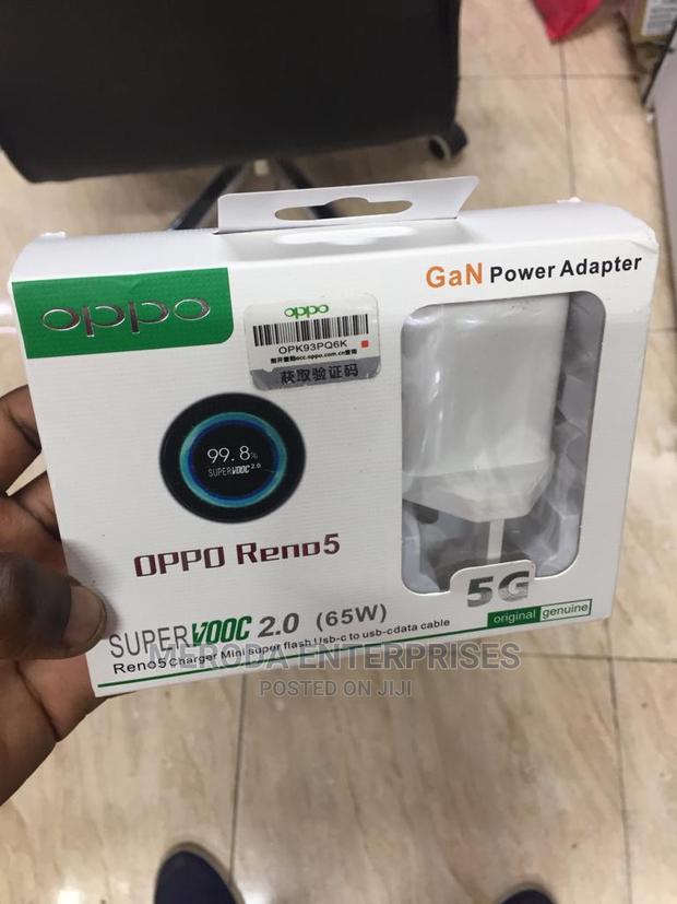 Oppo Reno 5 Charger - main view