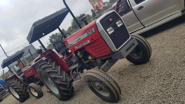 Massey/ Ferguson - thumbnail 2