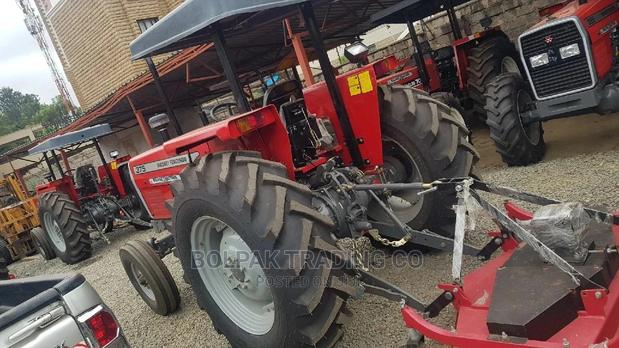 Massey/ Ferguson - thumbnail 5