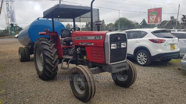 Massey . Ferguson - thumbnail 2