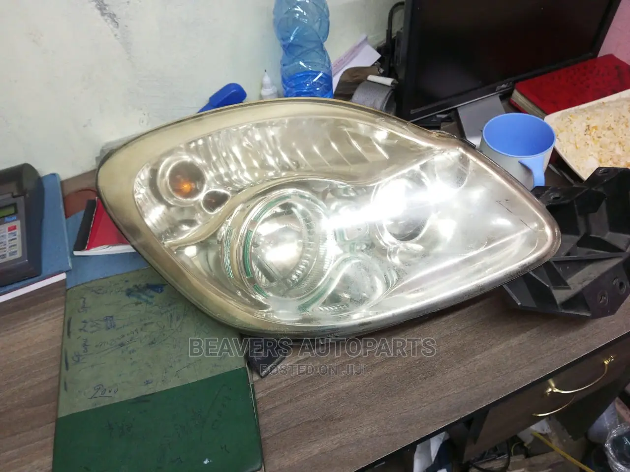 Verisa Headlight