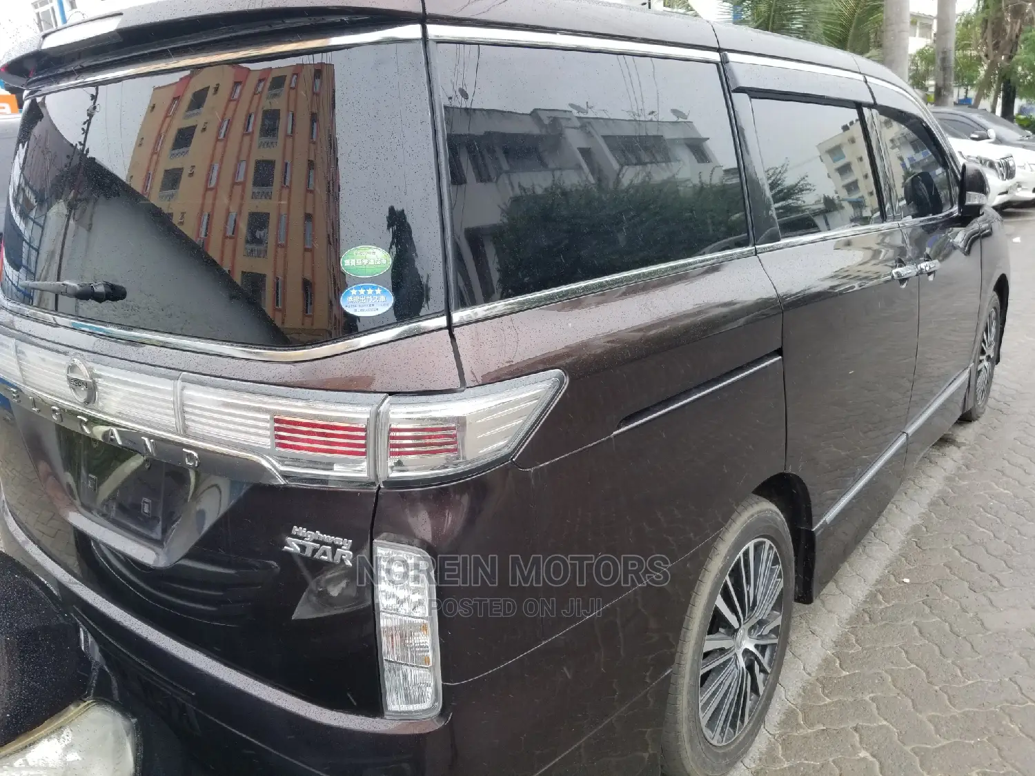 Nissan Elgrand 2015 Purple