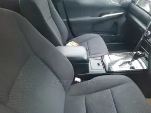 Toyota Camry 2015 Silver
