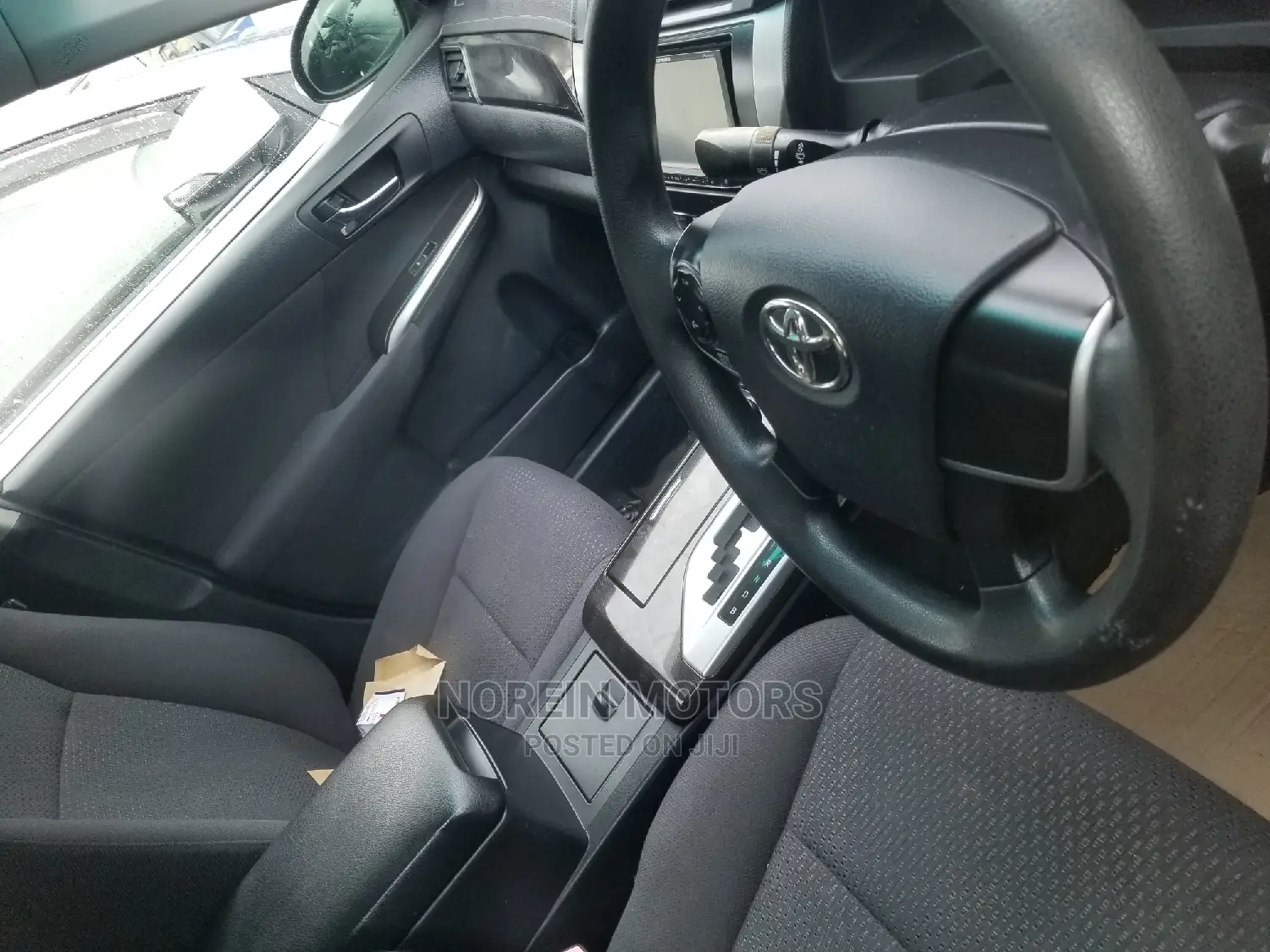 Toyota Camry 2015 Silver