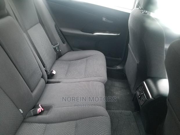 Toyota Camry 2015 Silver - thumbnail 8