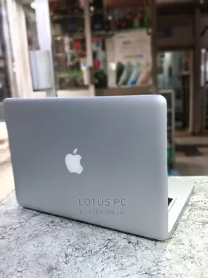 Laptop Apple MacBook Pro 2012 4GB Intel Core I5 HDD 500GB