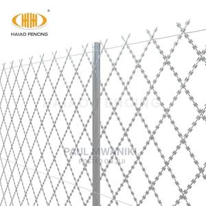 Welded Razor Wire Fence. - thumbnail 2