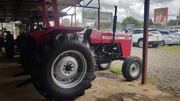 Massey , Ferguson - thumbnail 3