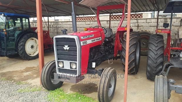 Massey , Ferguson - thumbnail 2