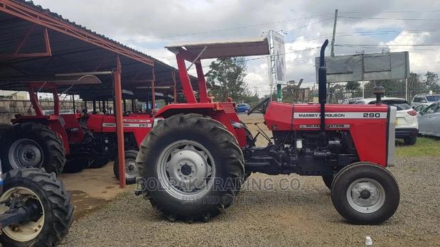 Massey/ Ferguson - thumbnail 4