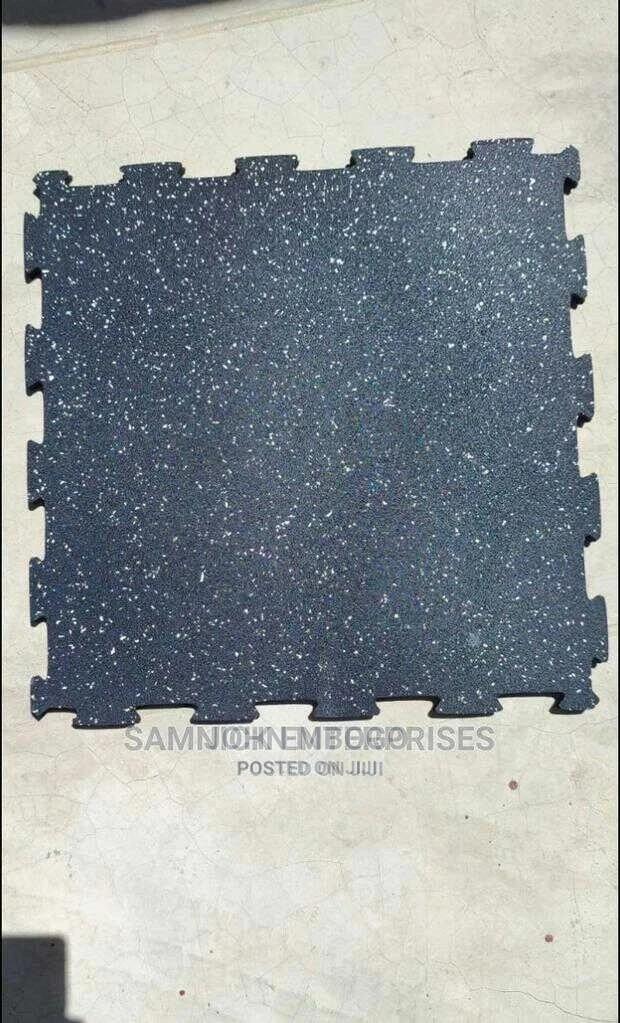 Interlocking Gym Rubber Tiles - thumbnail 3