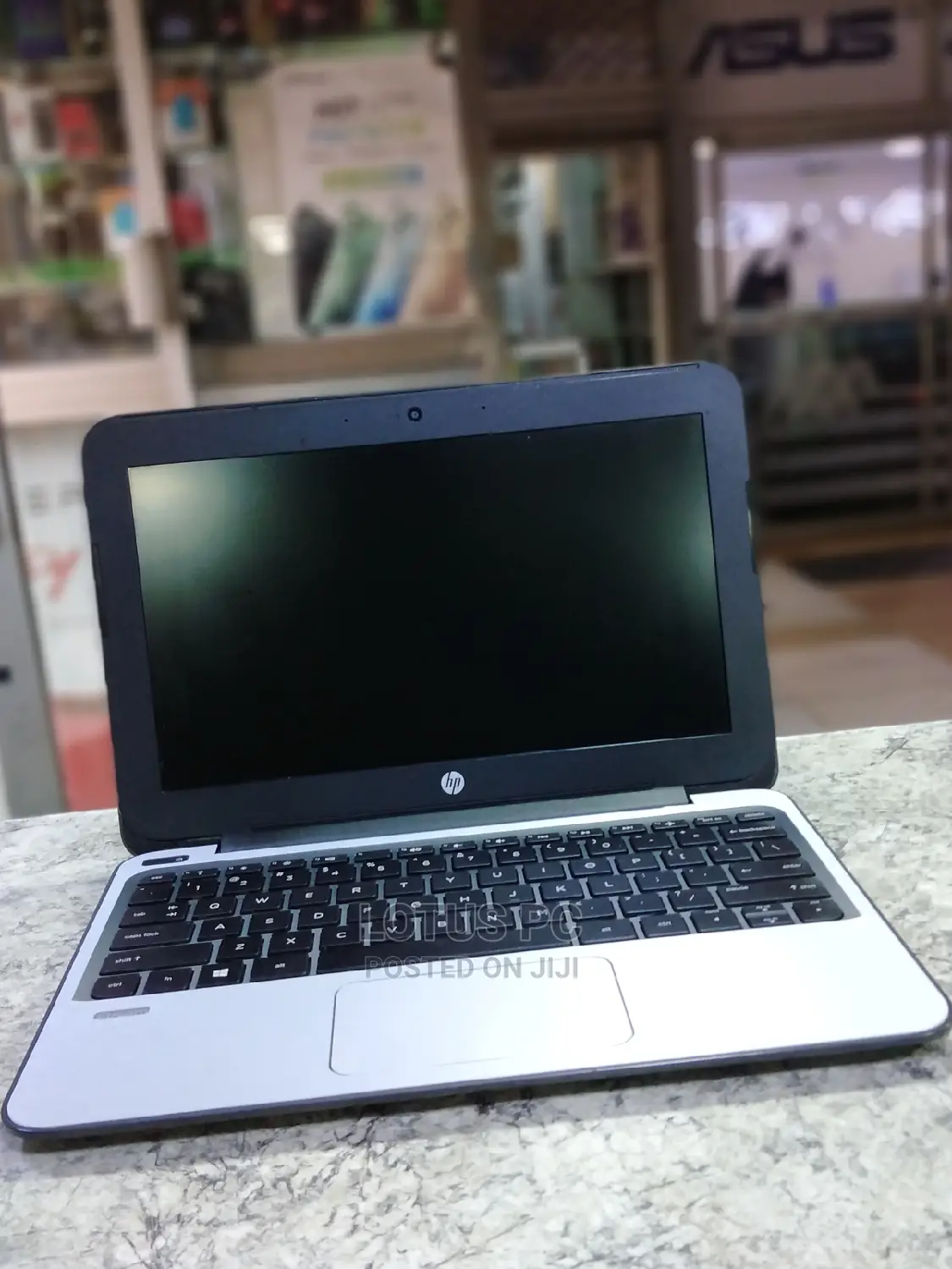 Laptop HP Stream Laptop 4GB Intel Celeron SSD 60GB