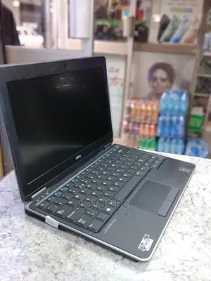 Laptop Dell Latitude E7240 4GB Intel Core I5 SSD 128GB