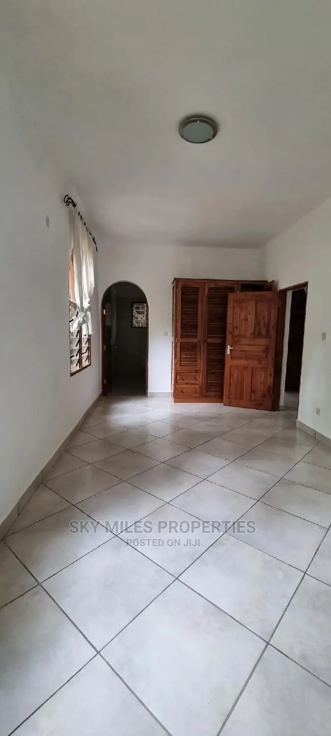 3bdrm Apartment in La-Marina, Mtwapa for rent