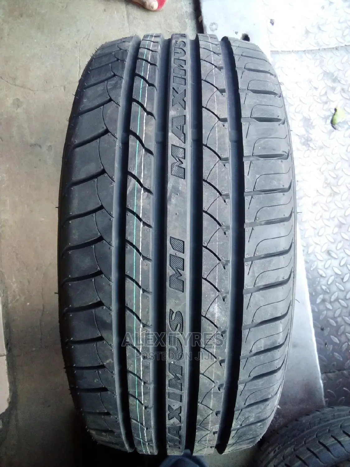 245/45zr17 Maxtreck Tyres Made in China