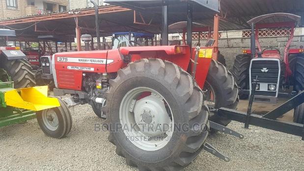 Massey ^ Ferguson - thumbnail 4