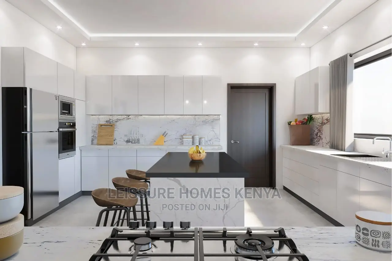 5bdrm Duplex in Parklands/Highridge for sale