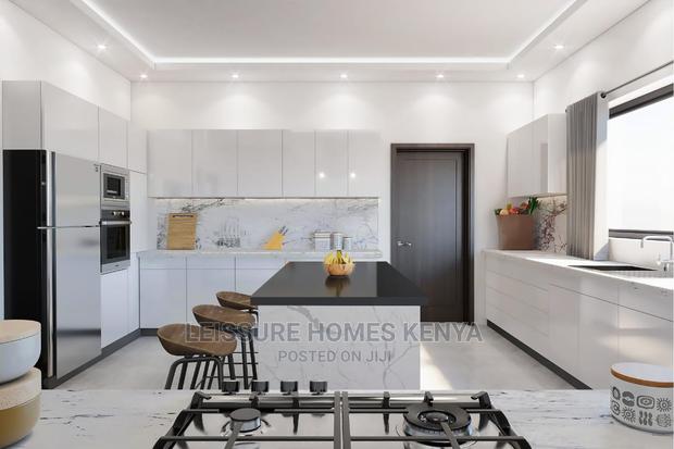 5bdrm Duplex in Parklands/Highridge for sale - thumbnail 6