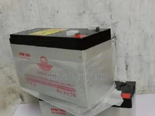 Rechargeable UPS Battery - main view