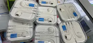 iPhone X-Earphones.