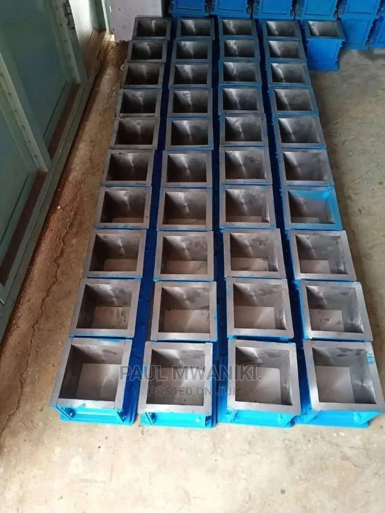 Cast Iron Concrete Cube Moulds, 15x15x15cm