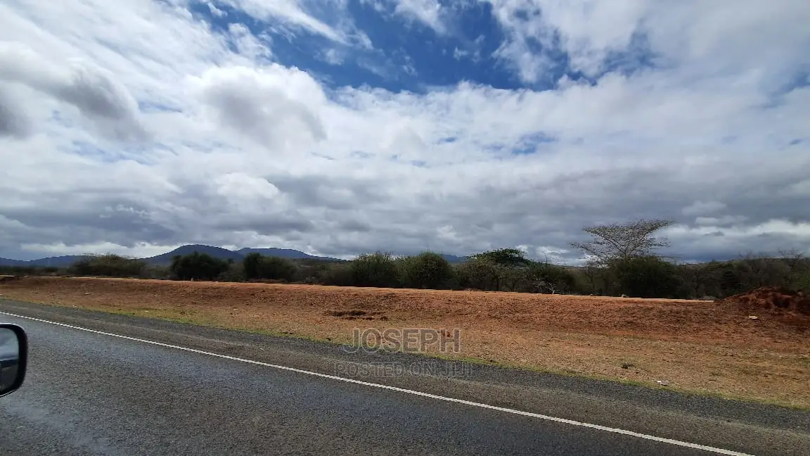 Bisil 247acres With 2.8km Namanga-Nairobi Road Frontage