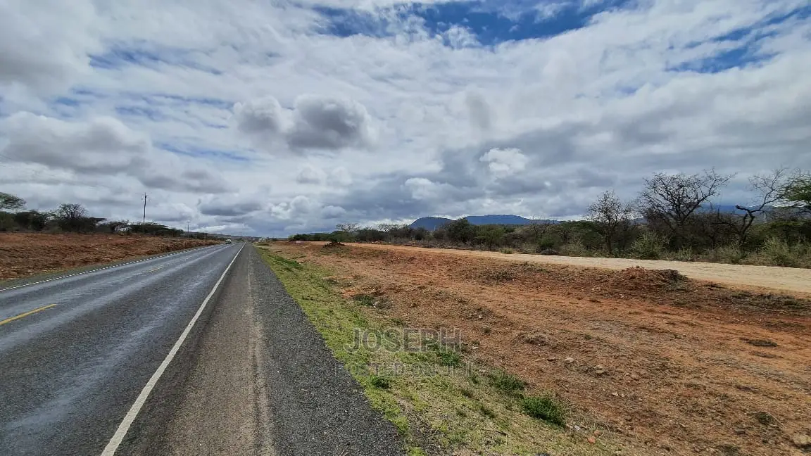 Bisil 247acres With 2.8km Namanga-Nairobi Road Frontage