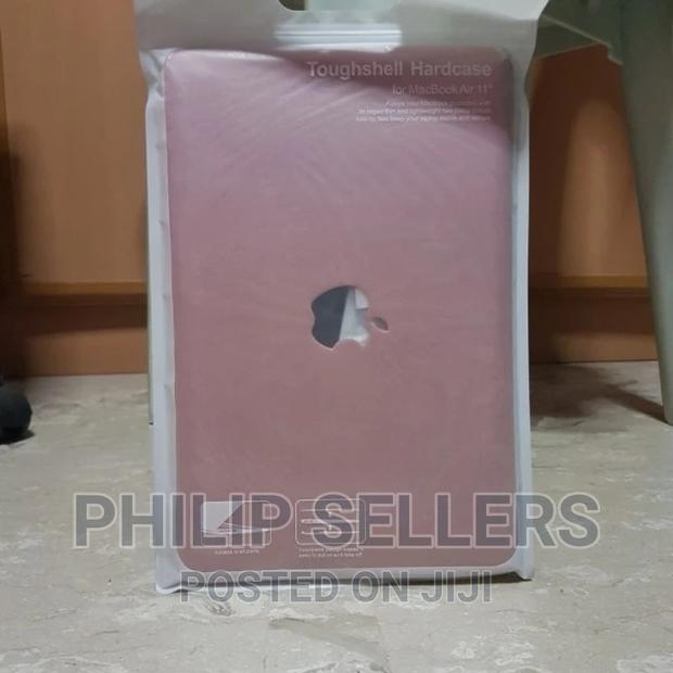 Toughshell Hardcase Macbook New Pro 13" - main view