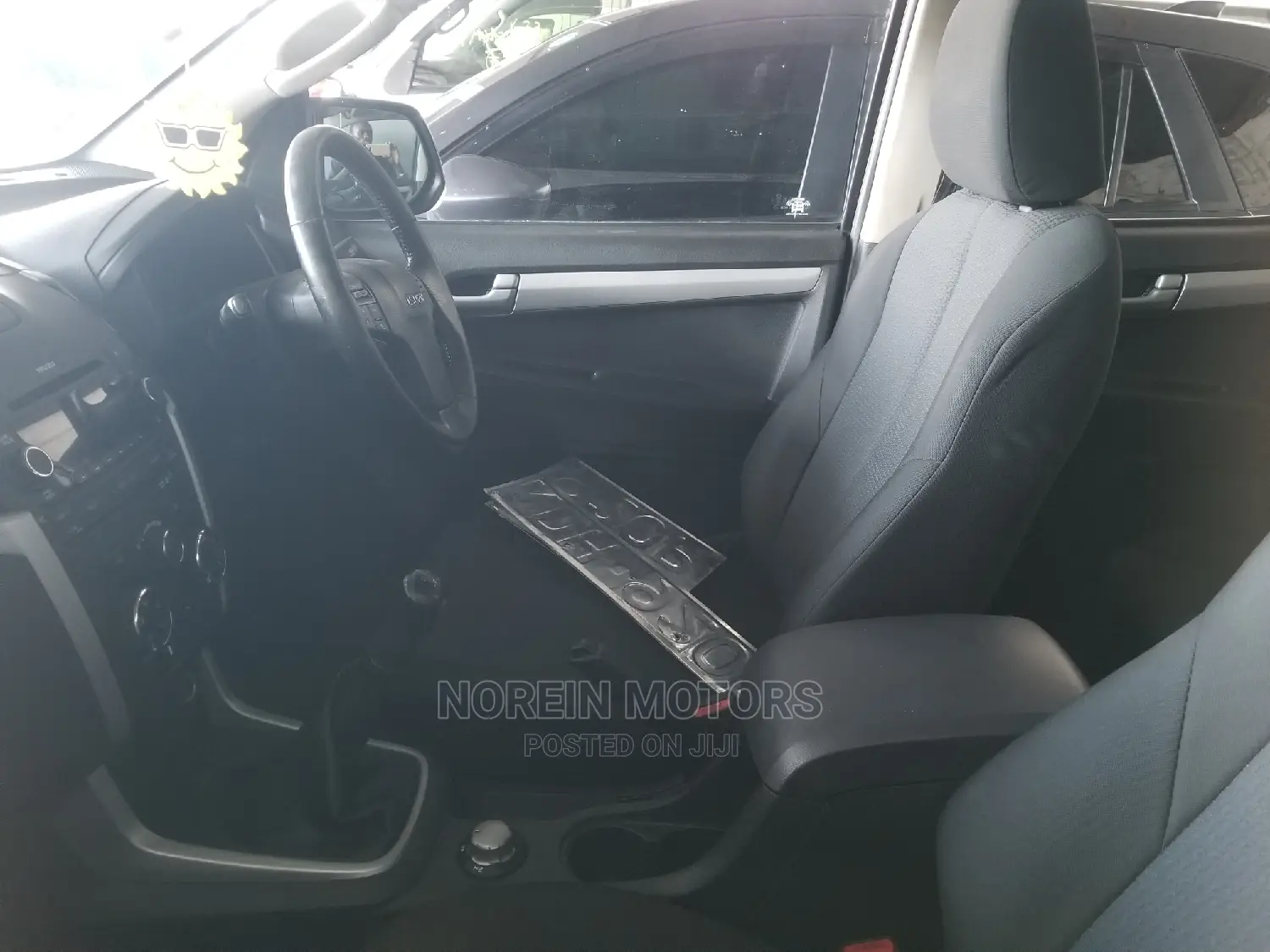 Isuzu D-Max 2015 Blue