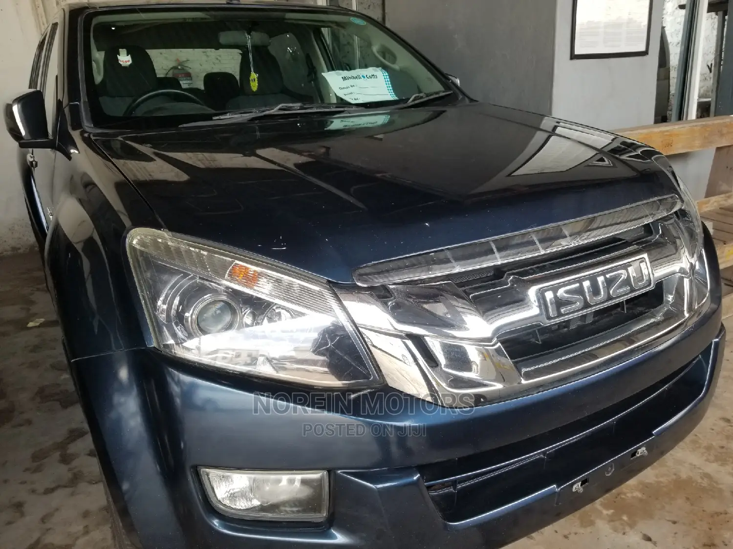 Isuzu D-Max 2015 Blue