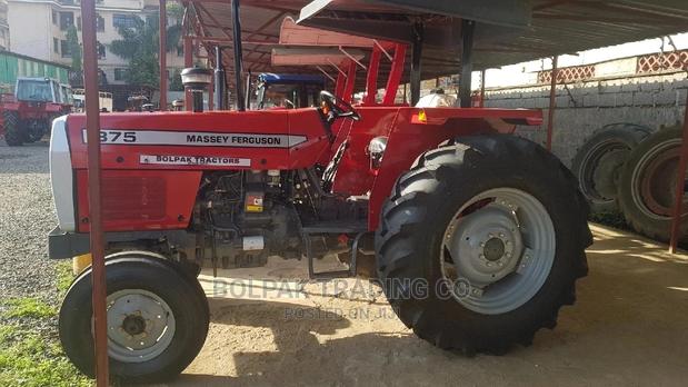 Massey Ferguson. Mf375 - thumbnail 4