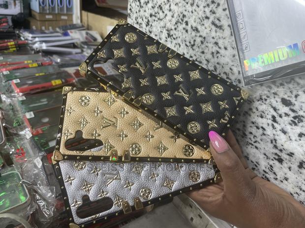 A13 Lv Fancy Cases. - thumbnail 2