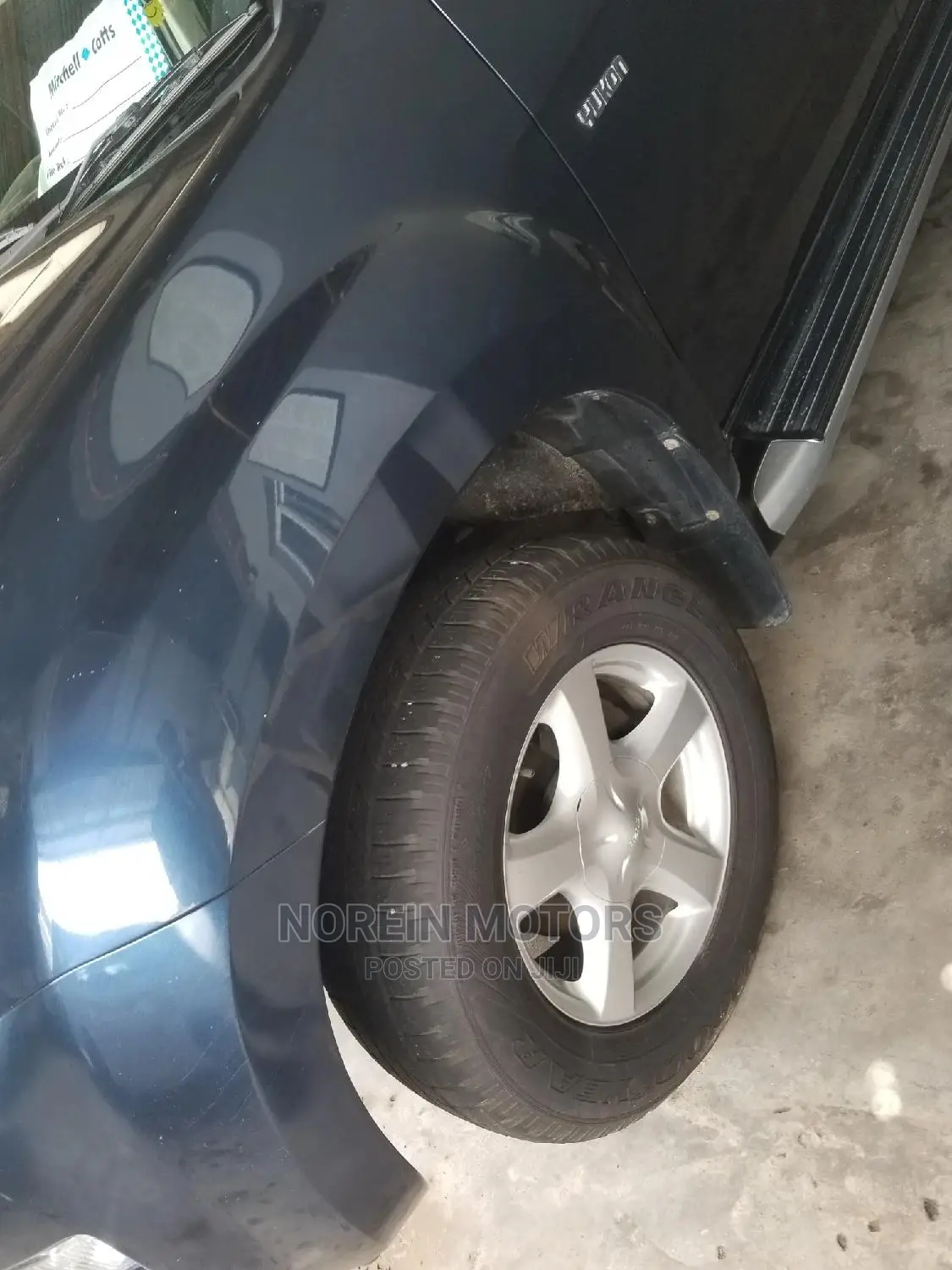 Isuzu D-Max 2015 Blue