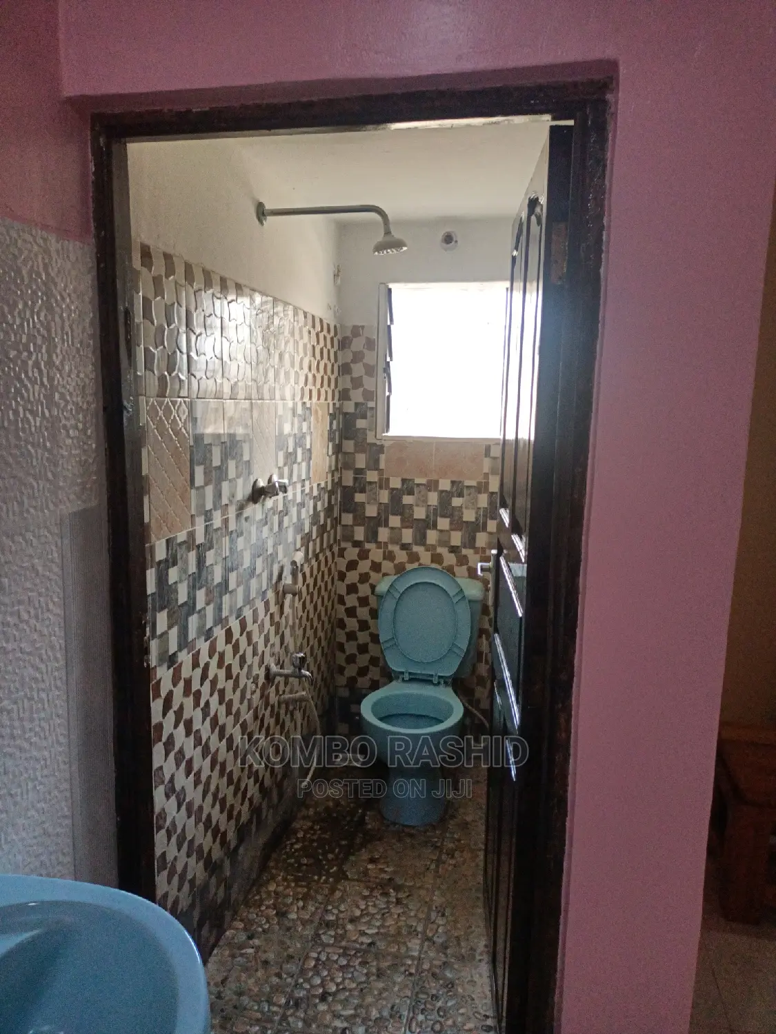 Airbnb to Let