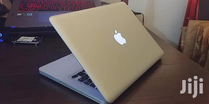 Laptop Apple MacBook Pro 4GB Intel Core i5 HDD 500GB