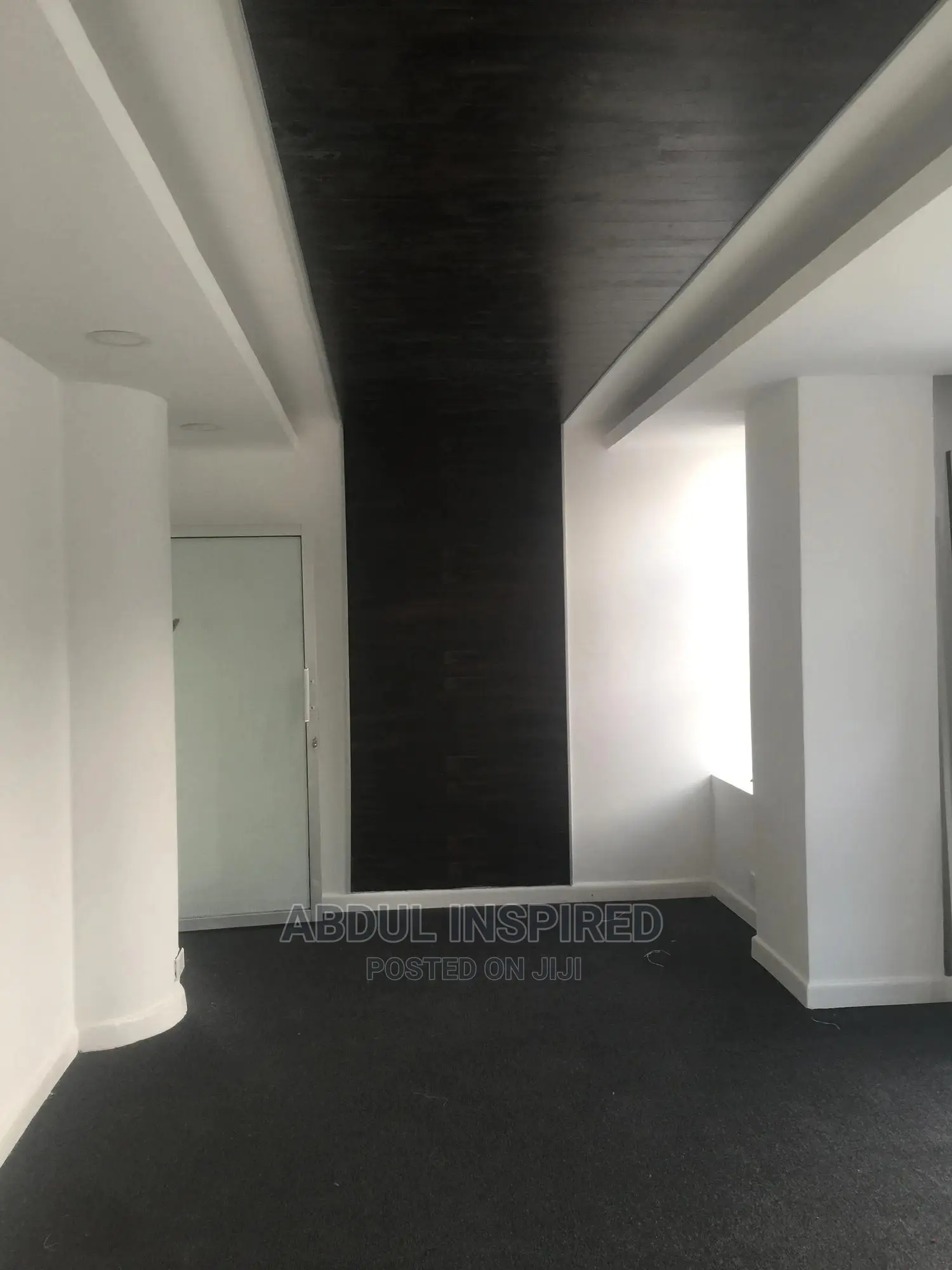 Office Partitioning, Windows And Ceillings