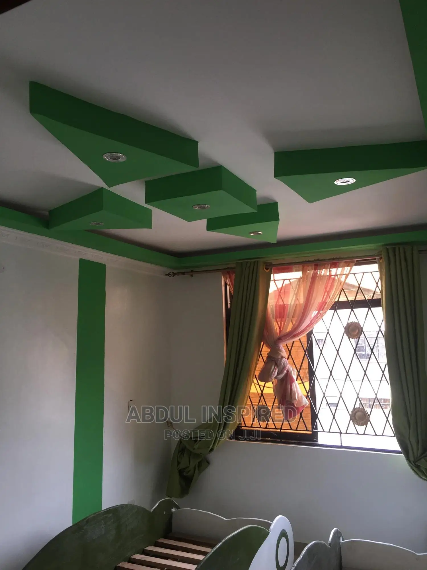 Office Partitioning, Windows And Ceillings