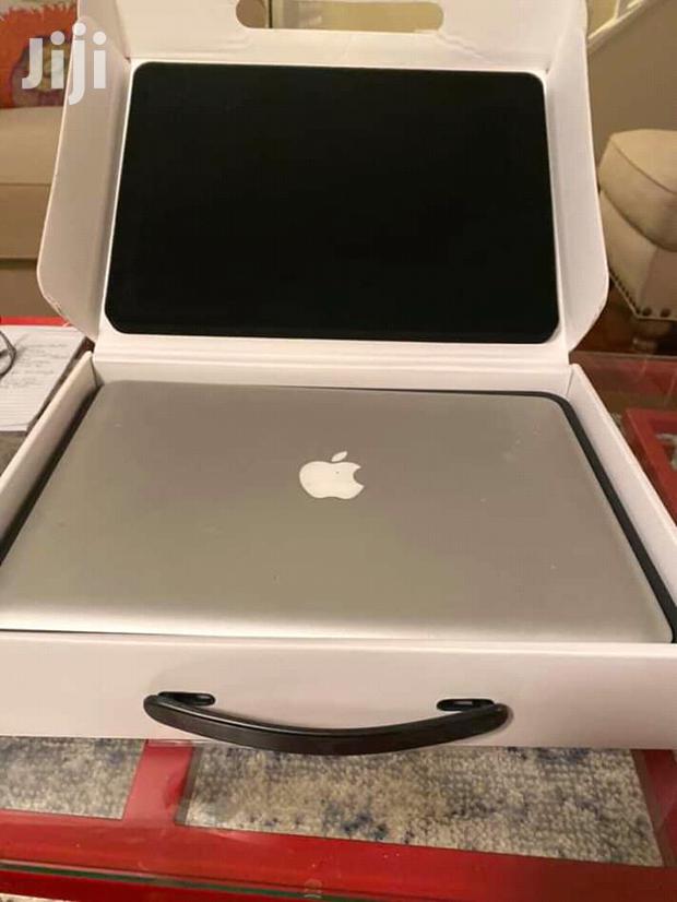 Laptop Apple MacBook Pro 4GB Intel Core i5 HDD 500GB