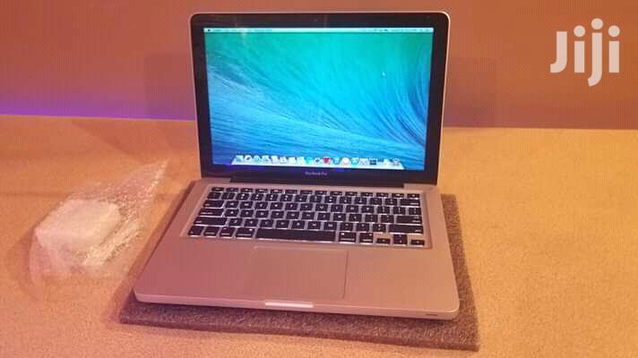 Laptop Apple MacBook Pro 4GB Intel Core i5 HDD 500GB