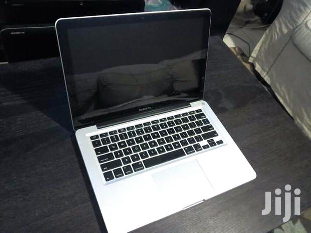 Laptop Apple MacBook Pro 4GB Intel Core i5 HDD 500GB - thumbnail 3