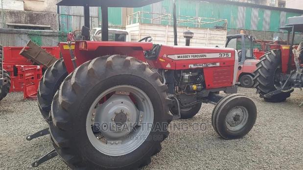 Massey * Ferguson - thumbnail 3