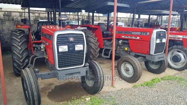 Massey Ferguson, Mf375 - main view