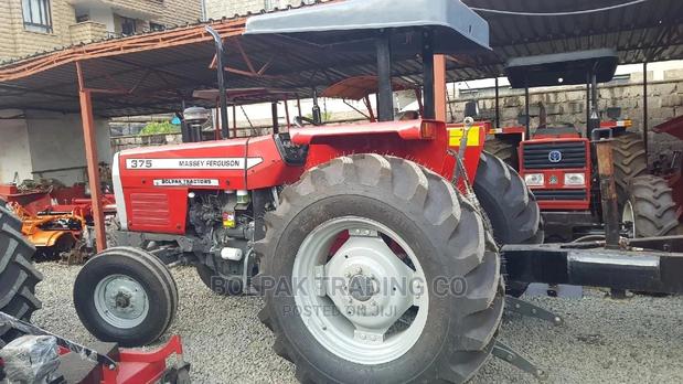 Massey Ferguson, Mf375 - thumbnail 3