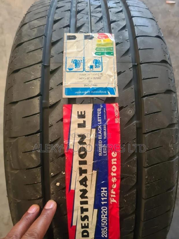 285/50 R 20 Firestone Tyre - main view