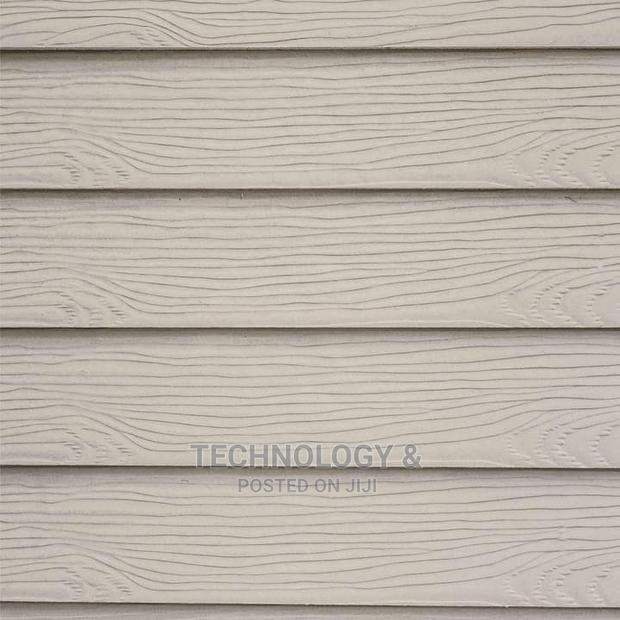 Textured Fibre Cement Planks/ Siding
