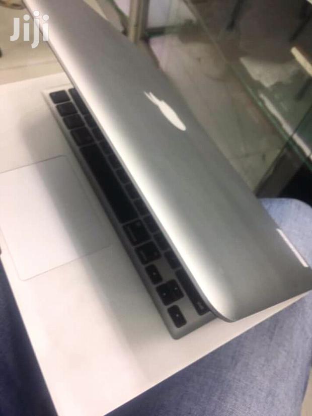 Laptop Apple MacBook Pro 4GB Intel Core i5 HDD 500GB - thumbnail 3