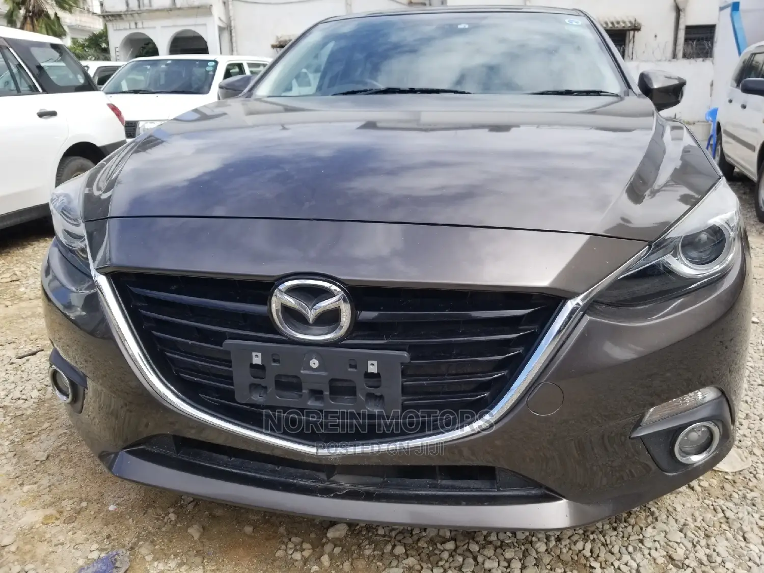 Mazda Axela 2015 Brown