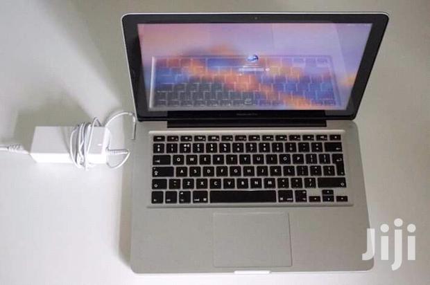 Laptop Apple MacBook Pro 4GB Intel Core i5 HDD 500GB - main view